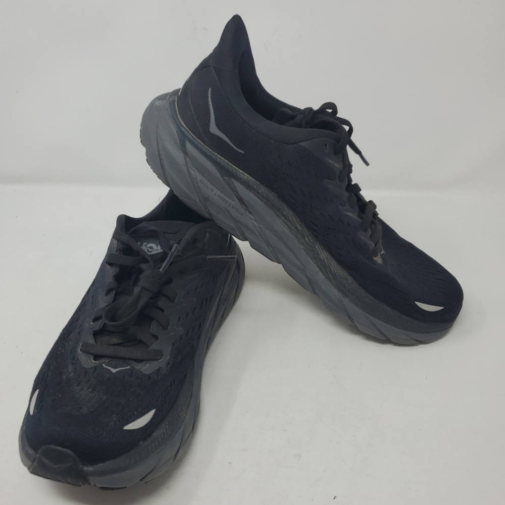 Hoka One One Clifton 8 sneakers women sz7